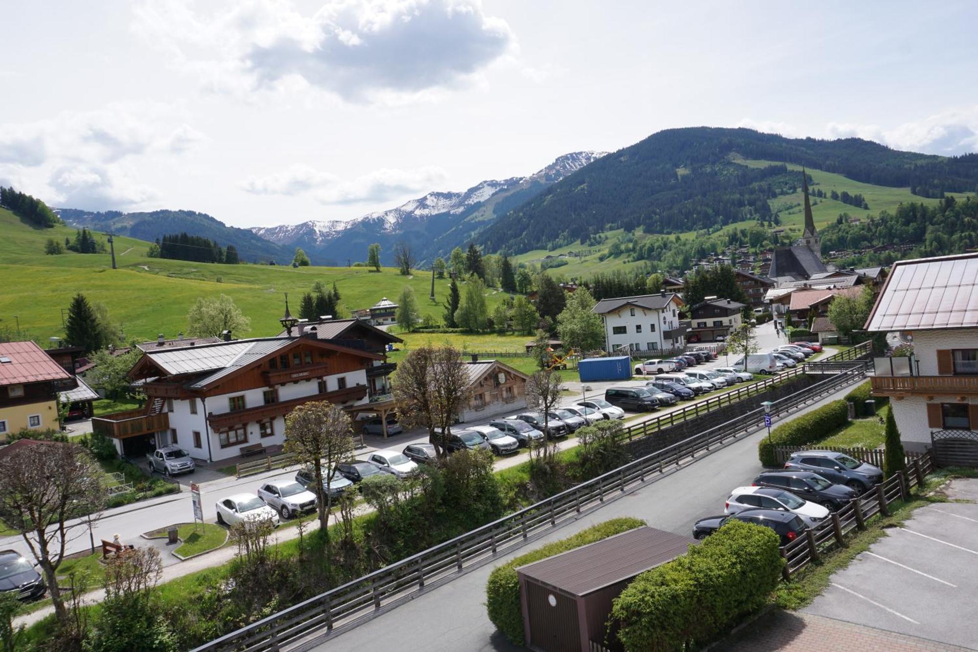 Pension & Appartements Anny Maria Alm am Steinernen Meer Exterior foto