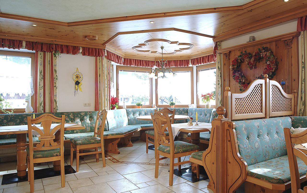 Pension & Appartements Anny Maria Alm am Steinernen Meer Exterior foto